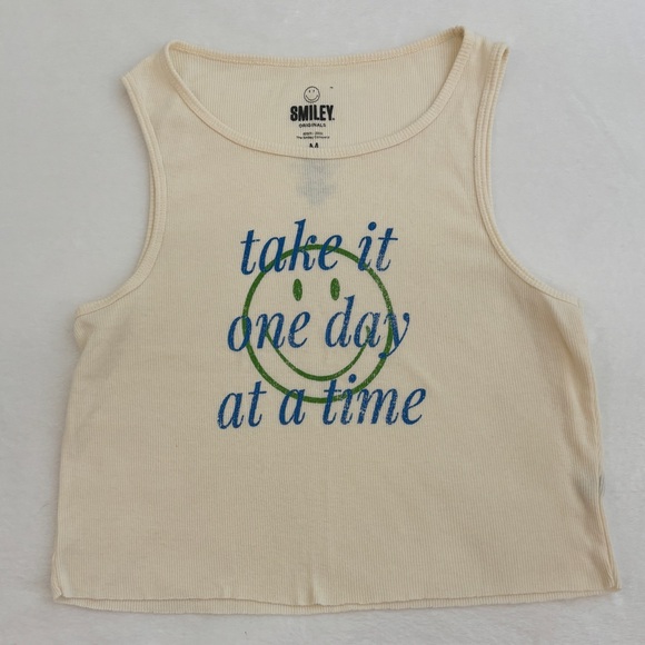 Urban Outfitters Smiley Tank - Picture 1 of 1